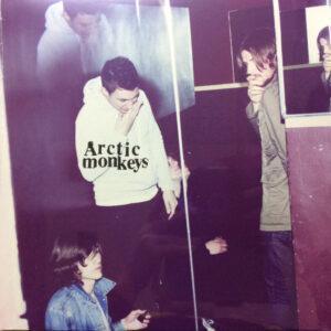 Arctic Monkeys - Humbug-0
