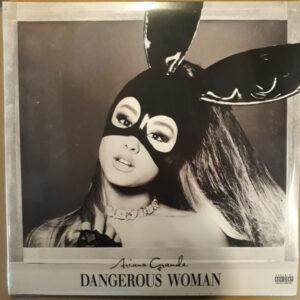 Ariana Grande-0
